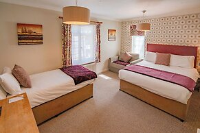 The Avon Causeway Hotel