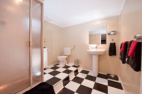 Anndion Lodge Motel and Function Centre