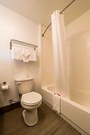 Newport Inn By OYO - Hwy 101