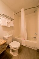 Newport Inn By OYO - Hwy 101