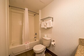 Newport Inn By OYO - Hwy 101