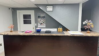 Colonial Inn Franklin