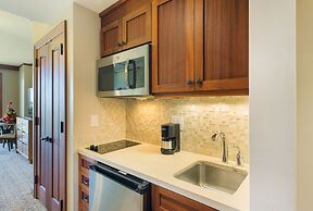 Koloa Landing Resort at Poipu, Autograph Collection