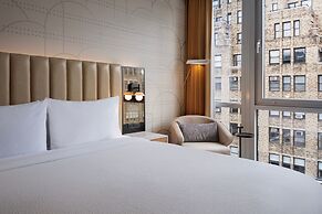 Courtyard by Marriott New York Manhattan/SoHo