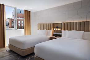 Courtyard by Marriott New York Manhattan/SoHo