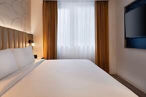 Courtyard by Marriott New York Manhattan/SoHo