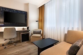 Courtyard by Marriott New York Manhattan/SoHo