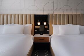 Courtyard by Marriott New York Manhattan/SoHo