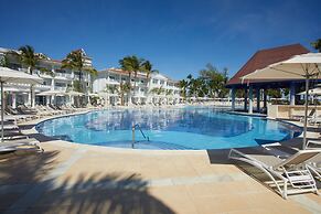 Bahia Principe Luxury Esmeralda - All Inclusive - Newly Renovated