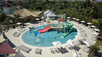 Bahia Principe Luxury Esmeralda - All Inclusive - Newly Renovated