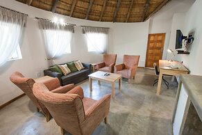 Sefapane Lodges and Safaris
