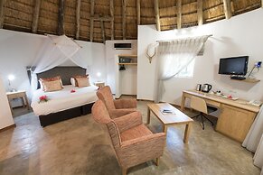 Sefapane Lodges and Safaris