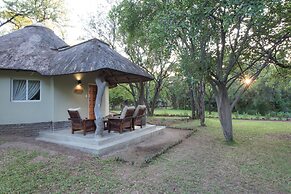 Sefapane Lodges and Safaris