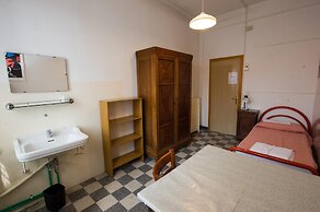 Ostello Domus Civica