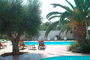 Villa Hermosa Resort