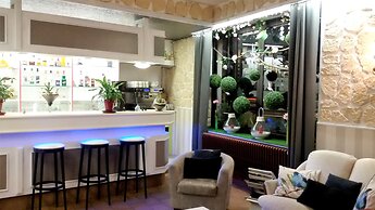 Hotel Le Merle Blanc