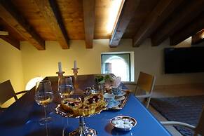 Corte San Luca Apartments