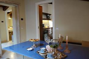 Corte San Luca Apartments