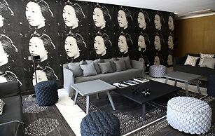 Ilum Experience Home