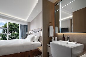 Minshan Lhasa Grand Hotel