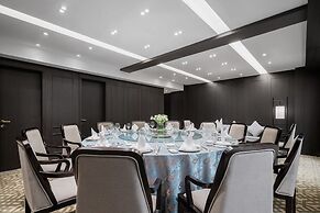 Minshan Lhasa Grand Hotel