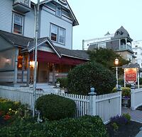 Beauclaires Bed & Breakfast Inn