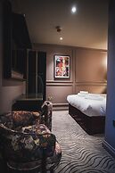 The Kensington Hideaway