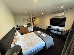 Airport Gateway Motor Lodge