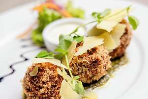 Airport Gateway Motor Lodge