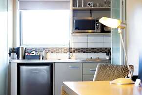 Airport Gateway Motor Lodge