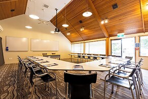 Airport Gateway Motor Lodge