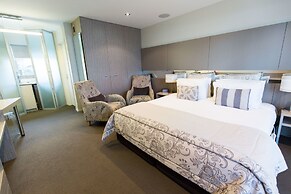 Airport Gateway Motor Lodge