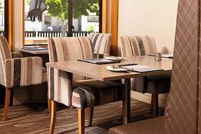 Airport Gateway Motor Lodge