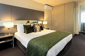 Airport Gateway Motor Lodge