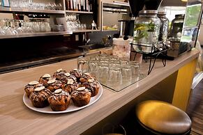 Airport Gateway Motor Lodge