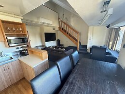 Airport Gateway Motor Lodge