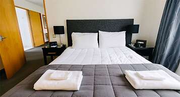 Airport Gateway Motor Lodge