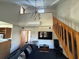 Airport Gateway Motor Lodge