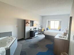 Microtel Inn & Suites by Wyndham Mansfield