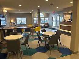 Microtel Inn & Suites by Wyndham Mansfield