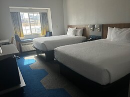 Microtel Inn & Suites by Wyndham Mansfield