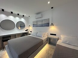 Aphrodite Hotel & Apartments