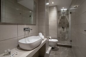 Aphrodite Hotel & Apartments