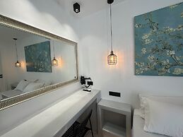 Aphrodite Hotel & Apartments