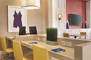 Hyatt House Virginia Beach / Oceanfront