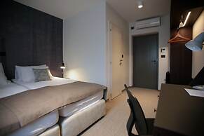 Hotel Mrak 4*