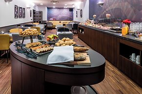 Hotel Mrak 4*