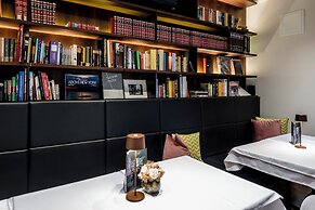 Hotel Mrak 4*