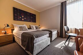 Hotel Mrak 4*