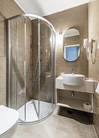 Hotel Mrak 4*